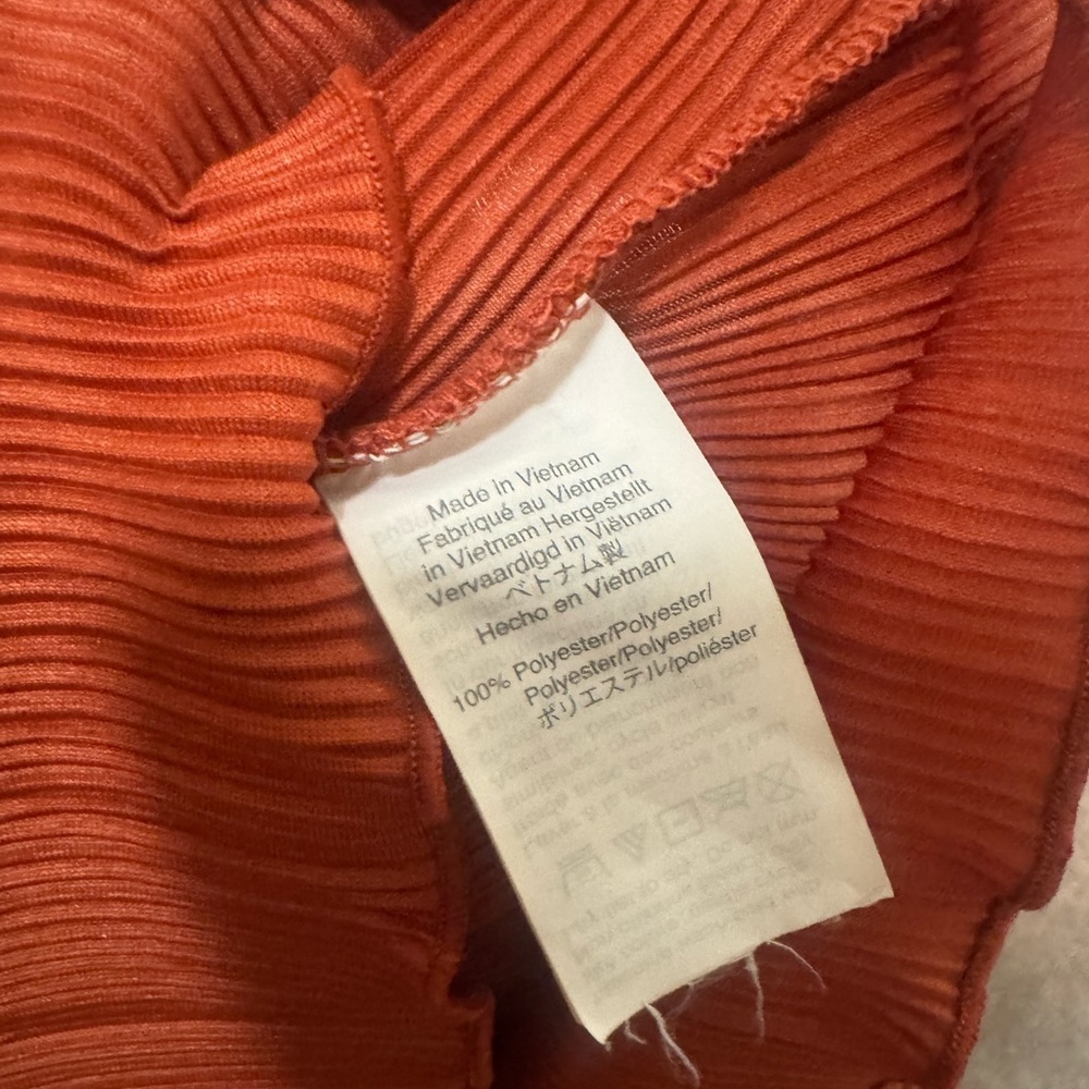 Madewell Texture & Thread Micro-Pleat Top - Picture 6 of 14